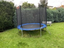 Trampolin 305 cm mit Sicherheitsnetz und kleine Leiter (mit Originalkartons)