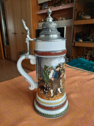 Dekorativer alter porzellan - dekorativer,