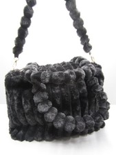 Crossbody Shopper Webpelz