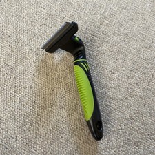 Tierharbürste # Katzenbürste # Hundebürste