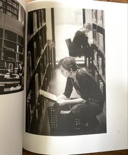 Bibliothek. Fotografien von