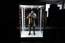 Hot Toys INART LED Vitrine