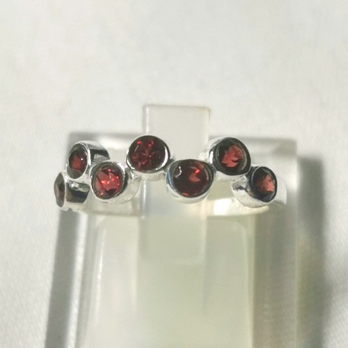 Ring mit granat steinen - mit,