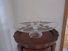 Retro Alte Tortenplatte/Kuchenplatte/Servierplatte mit Fuss - Glas-Blütenmotiv-