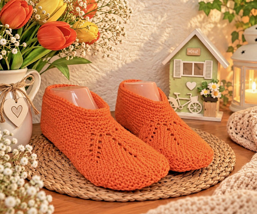 Handgestrickte füsslinge - ***handgestrickte,