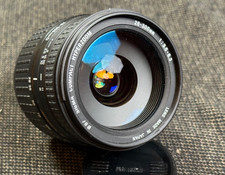 Sigma Compact Hyperzoom
