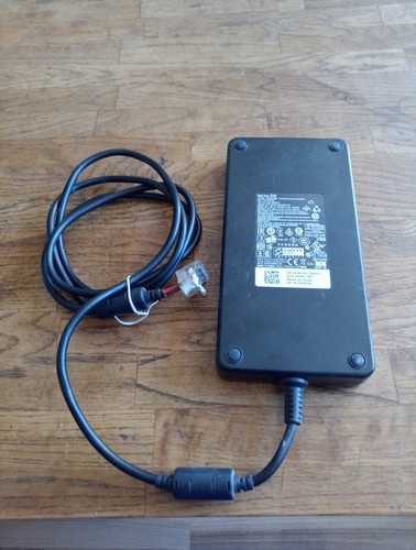 Dell original 240 watt - 240,