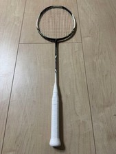YONEX VOLTRIC Z-FORCE 3UG5
