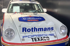 HD Bagger Umbau im Rothmans Style FLHRC