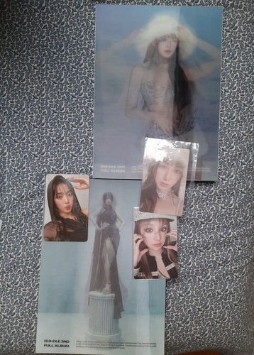 Dle alben album - (g)i-dle, [2]