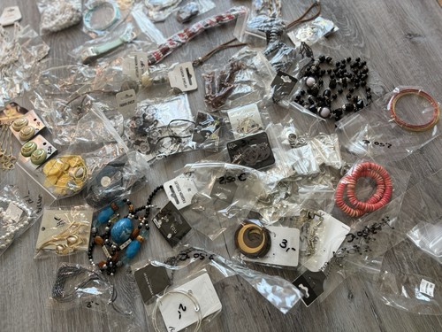 Modeschmuck über 300 teile - über,