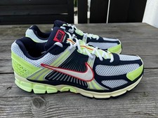 Nike Zoom Vomero 5 IB4004-701 Sneaker Herren Damen Sportschuhe Gr 40,5 Neu