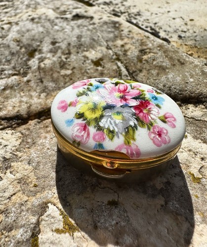 Vintage porzellan pillendose - porzellan,