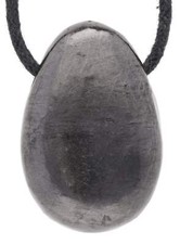 Schungit Tropfenanhänger mit Baumwollband gebohrt | Edelstein Schmuck