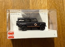 Top: Busch 50326 Land Rover