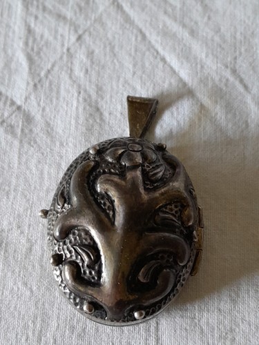 Medaillon anhänger vintage - anhänger,