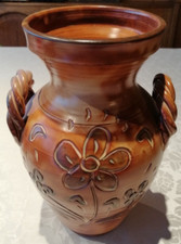 rotbraune Keramikvase, ein besonderes Stück, Hand getöpfert