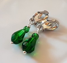 OHRCLIPS  KINDEROHRCLIPS GRÜNE GLASPERLEN TROPFEN