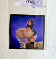 Vicki Little Busenmodel Akt