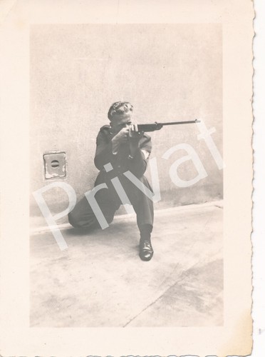 Foto wkii soldat mit waffe - soldat,