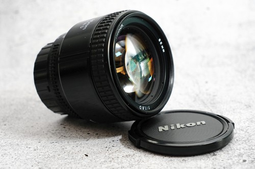 Nikon nikkor 1 8 - 85, 1.8