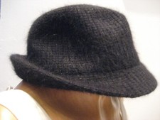 DIVIDCO Damenhut Wollhut Krempe Angora warm flauschig Gr. M 56 Fedora schwarz