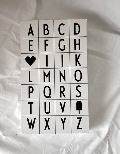 Design letters arne jacobsen - design,