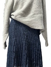 Plisseerock aus Guipure von