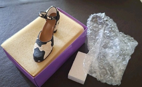Just the right shoe ovp - just,