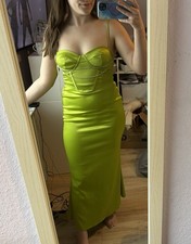 Grüner Zweiteiler In Größe