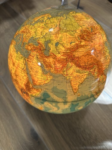 Beleuchteter globus - beleuchteter,
