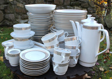 Colditz schönes altes Tafelservice Speiseservice Porzellan weiß mit Goldrand DDR