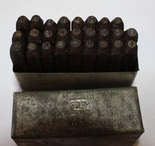 2,5 mm , Schlagbuchstaben, Punziereisen vollständig, wie auf Bildern