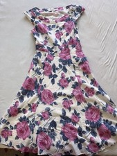Laura Ashley Kleid  