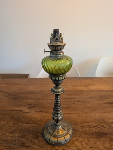 Antike petroleumlampe 1900 - antike,
