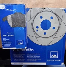 ATE PowerDisc BREMSSCHEIBEN + CERAMIC BELÄGE VORNE passend für VOLVO C70 V70 S70