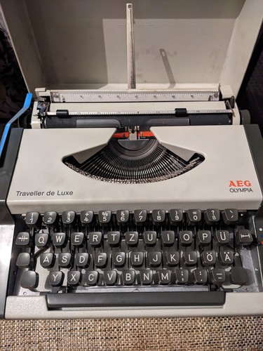 Schreibmaschine alt aeg - schreibmaschine,