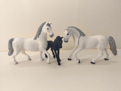 Schleich pferde familie - pferde,