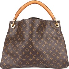 Louis Vuitton Monogram Canvas