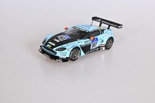 Carrera 30666 digital 132 Aston Martin V12 Vantage GT3 Young Driver No.007