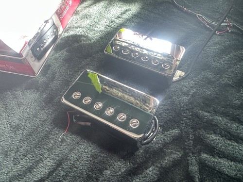 Bare knuckle pickups - bare,