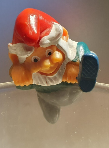 Eierfigur die - Ü-eierfigur,