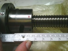 Kugelumlaufspindel D31,5 Verfahrweg 580mm Teilung 6mm mit Lager Steinmeyer