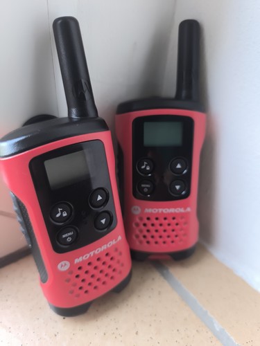 Motorola walkie talkie - motorola,
