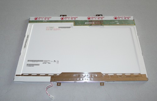 1cm optronics - 39,1cm(15,4"),