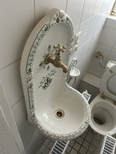 Keramag Alter Waschtisch Handtuchhalter Wc Rollen Halter Sowie Wc Und Lampe