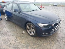 Eine Mutter BMW F30 330e