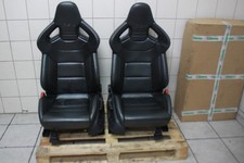 schwarze Lederausstattung