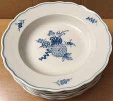 6 tiefe Teller, blaue Blume