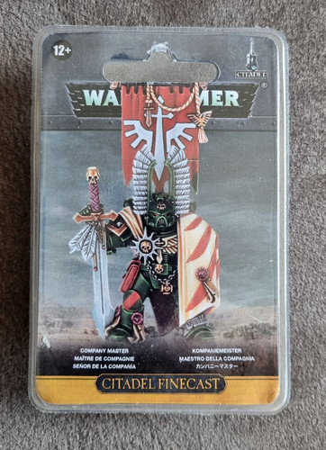 Warhammer 40k space marine - warhammer,